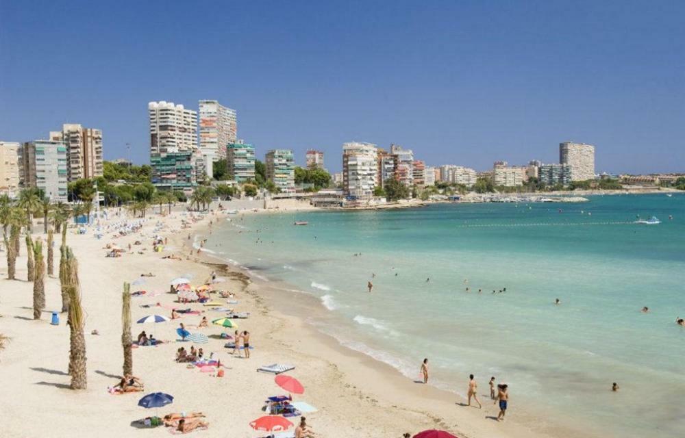 Piso Para Vacaciones En Alicante Esterno foto