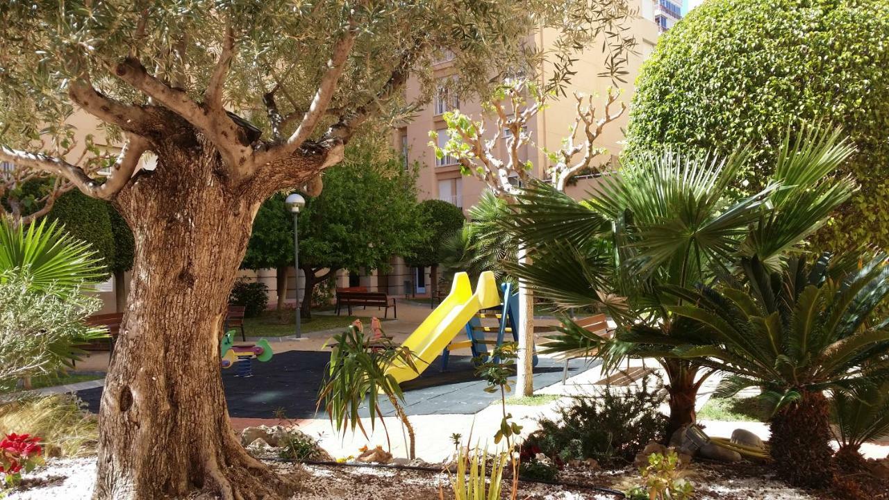 Piso Para Vacaciones En Alicante Esterno foto