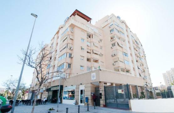 Piso Para Vacaciones En Alicante Esterno foto